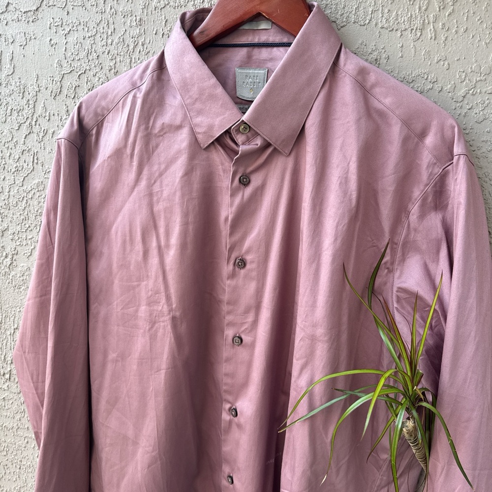 NWT Rare Rabbit Dusty Rose  button up shirt with a Satin Stretch